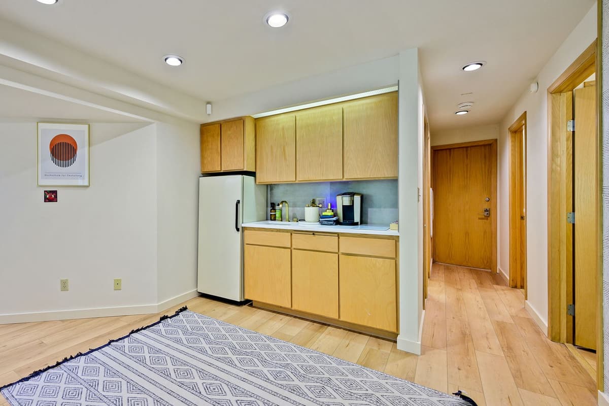 The next suite offers an added touch of comfort with its own kitchennette.