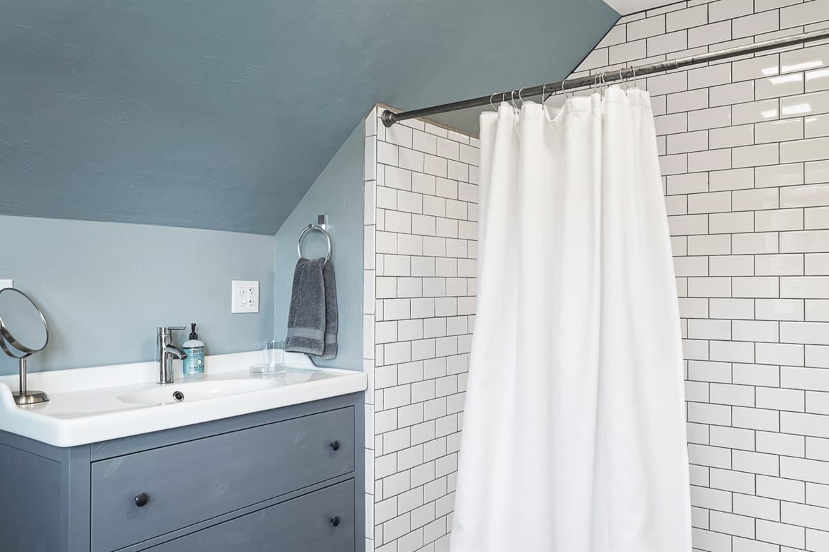 Step into our tranquil bathroom oasis! Relax and rejuvenate in a space designed for comfort and serenity.
