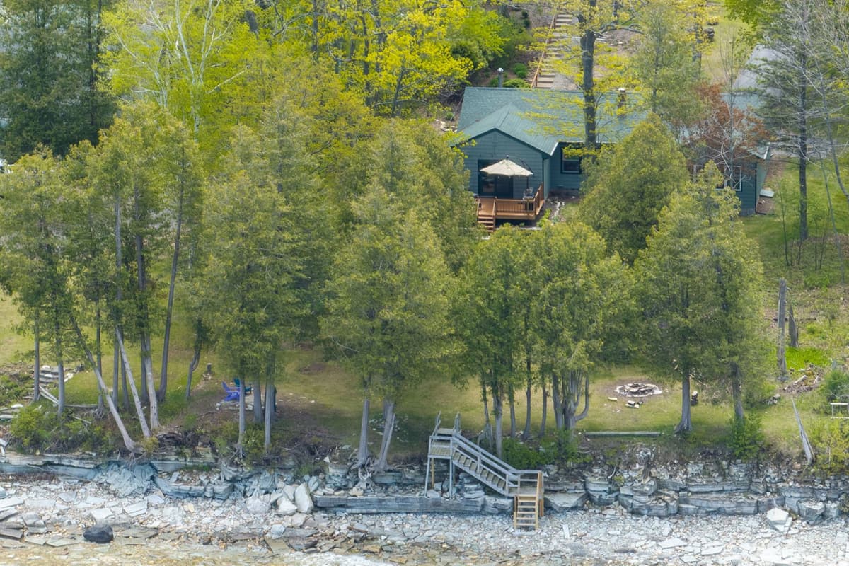 Take in the beauty of the Sturgeon Bay waterfront, where peaceful waters and scenic surroundings create a relaxing setting.