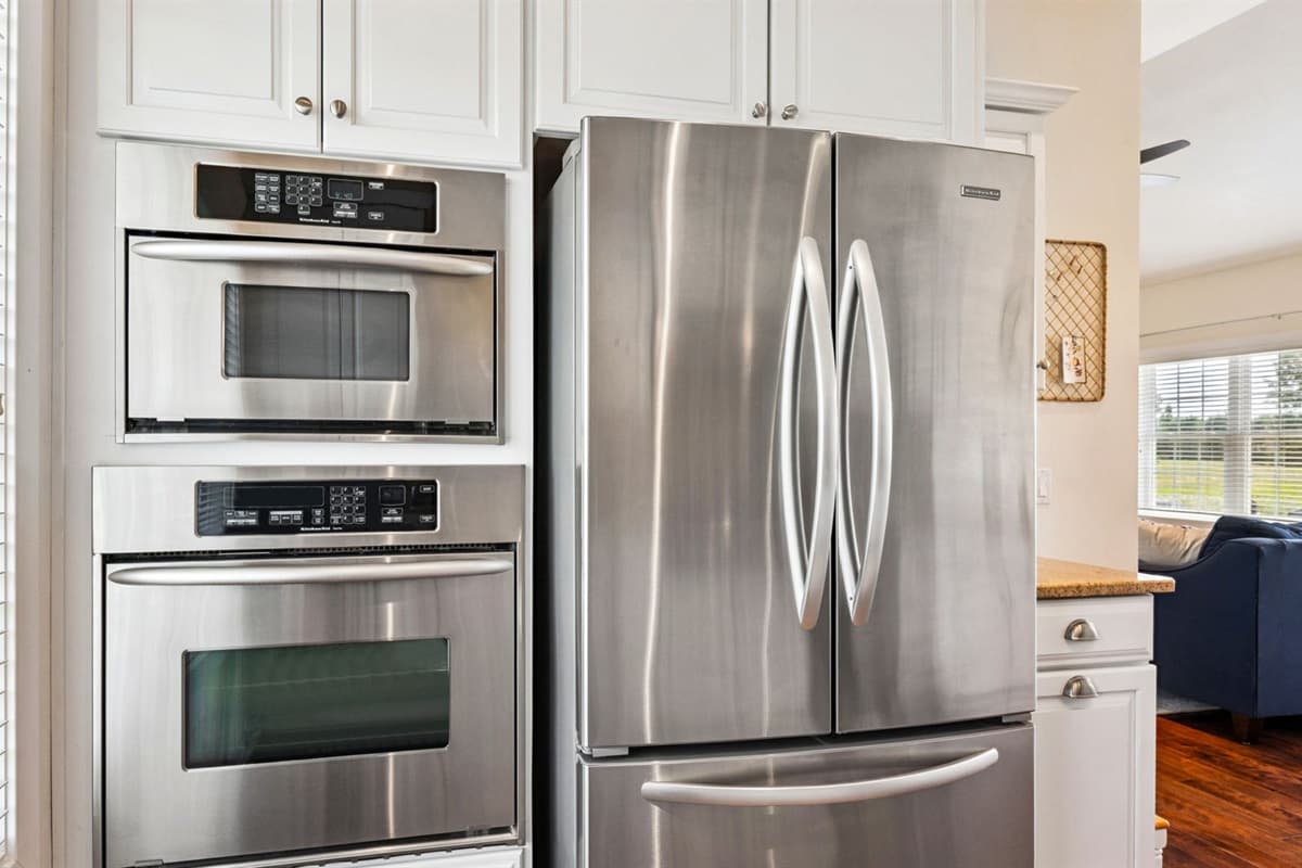 Sleek stainless steel appliances that make cooking feel effortless—modern, clean, and ready for whatever’s on the menu.