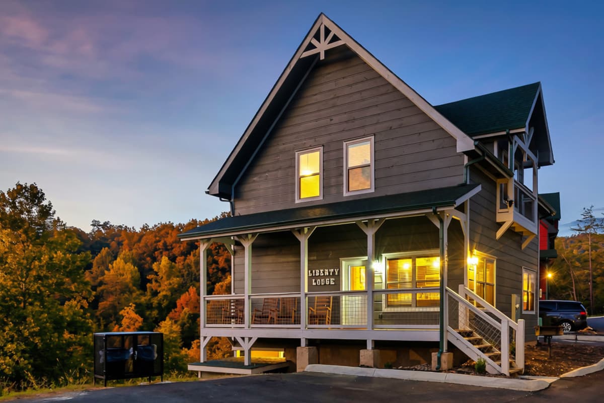 There’s nothing quite like a cabin getaway when fall colors fill the Smoky Mountains.