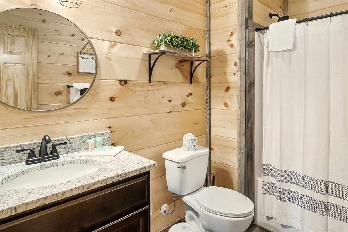 The perfect full-size bathroom for your stay.