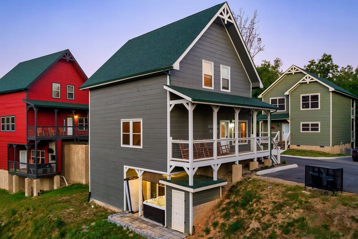 After a day exploring Pigeon Forge, come back and unwind outdoors.