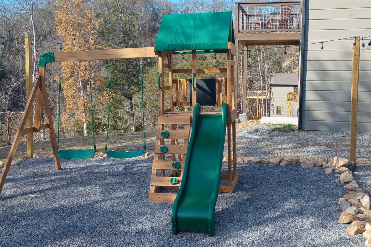 Let the little ones run free and enjoy some outdoor fun!  With a playground featuring a swing and slide, kids can play, explore, and burn off some energy while surrounded by the beauty of the Smokies.