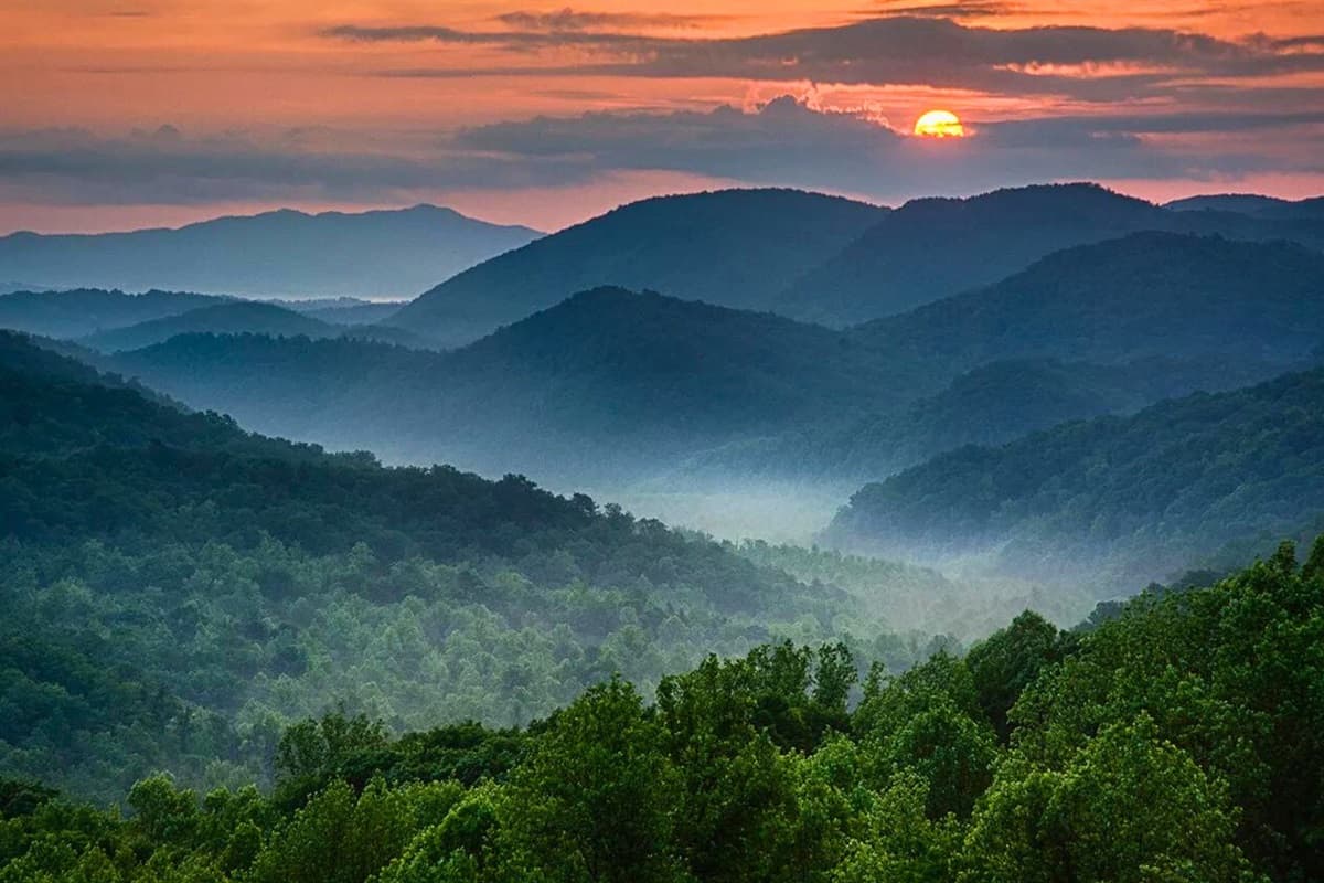Whether you're hiking, camping, or just soaking in the views, The Great Smoky Mountain National Park is the perfect getaway.