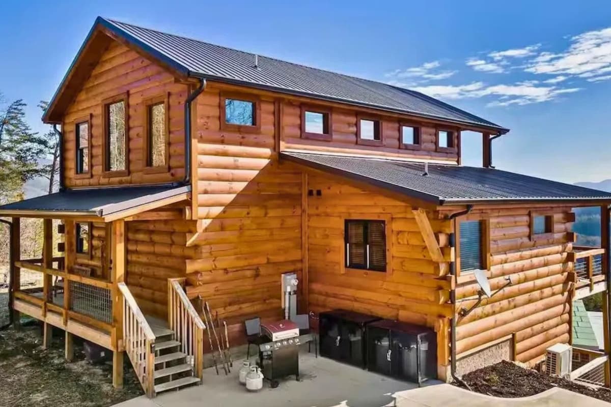 Fire up the propane grill and enjoy an easy outdoor meal surrounded by beautiful mountain scenery.