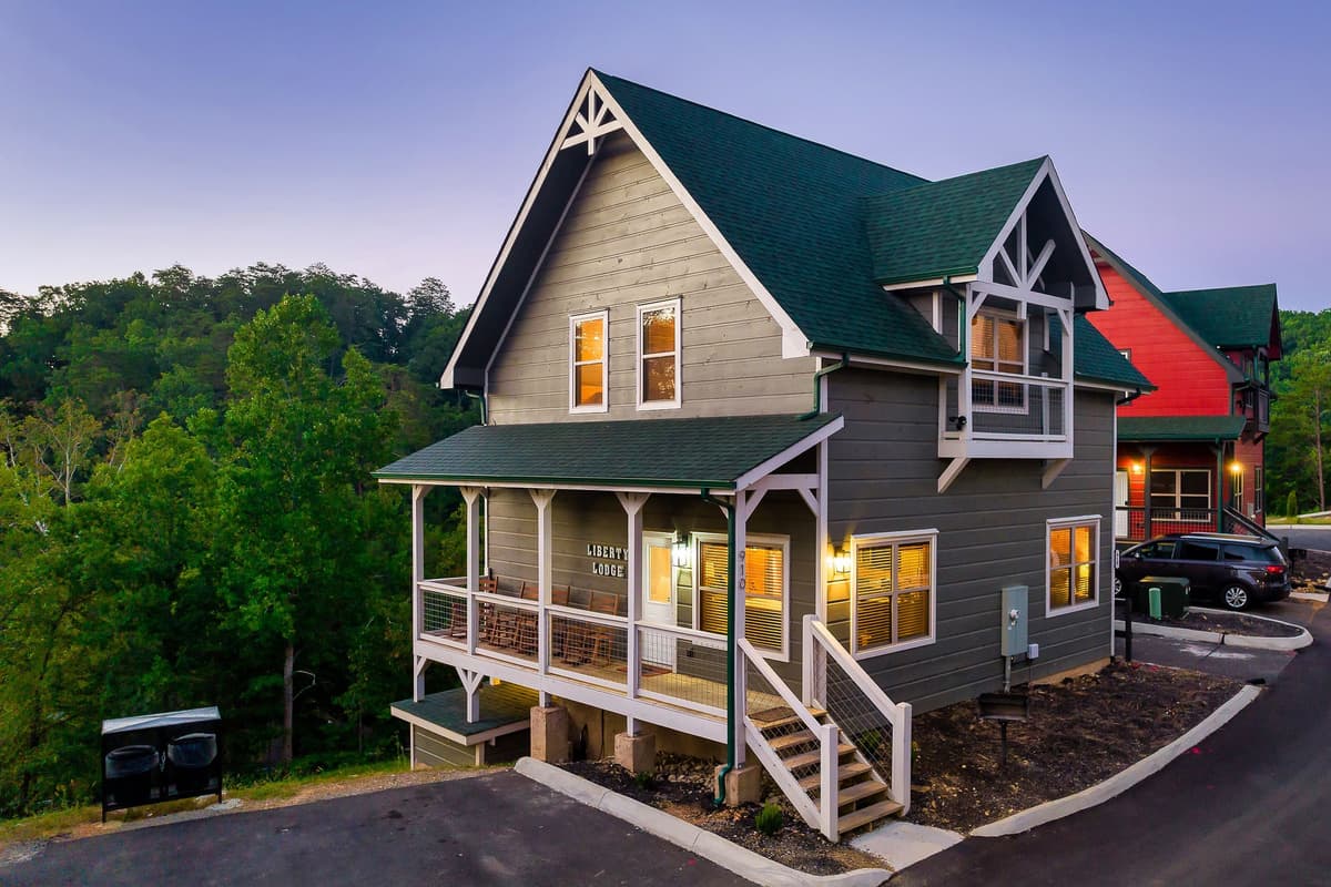 Surrounded by peaceful mountain scenery, this cabin is the perfect place to slow down and reconnect.