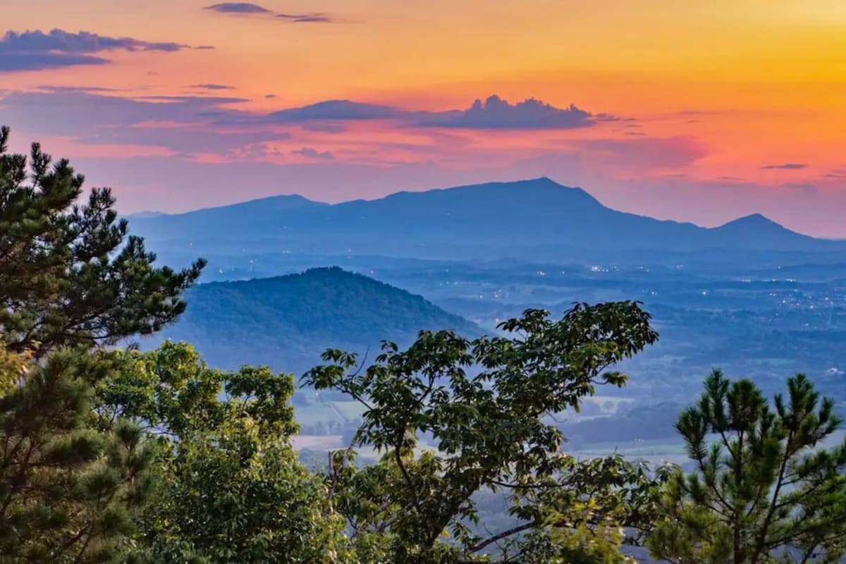 Make the sunsets part of your nightly vacation routine.