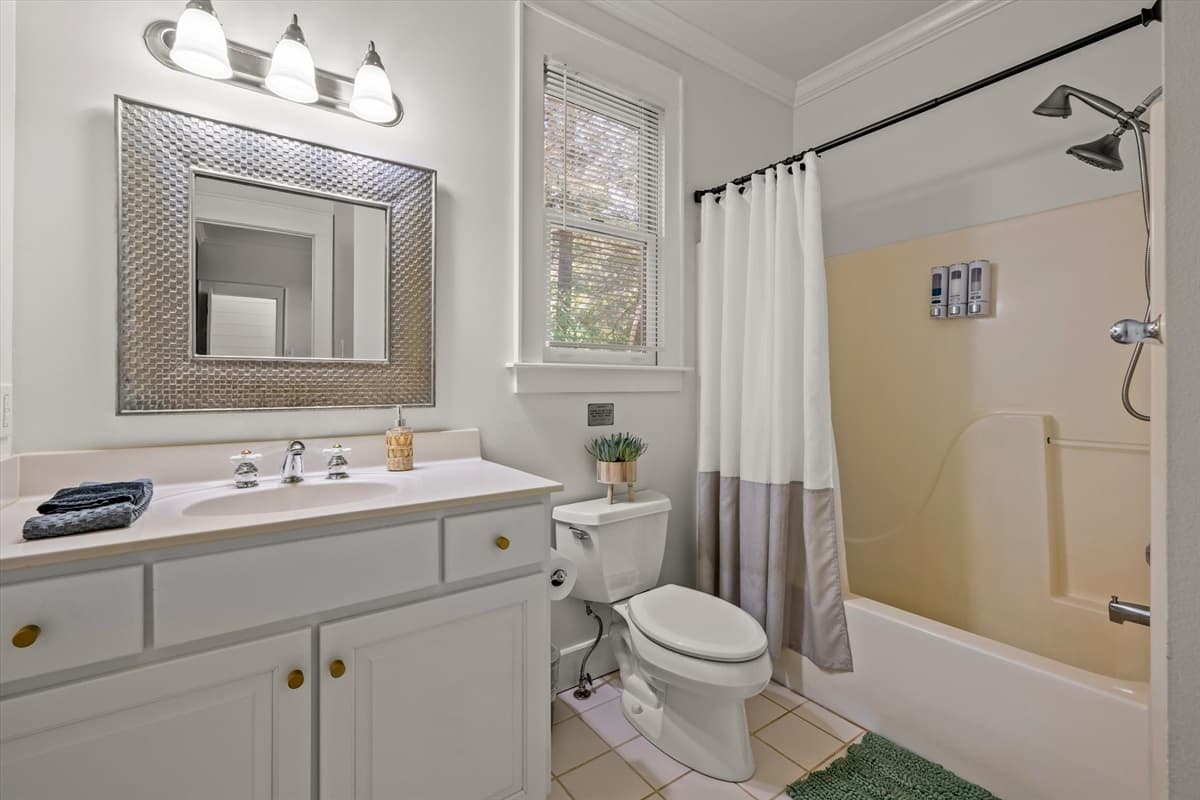 Ensuite Bathroom in the Third Bedroom