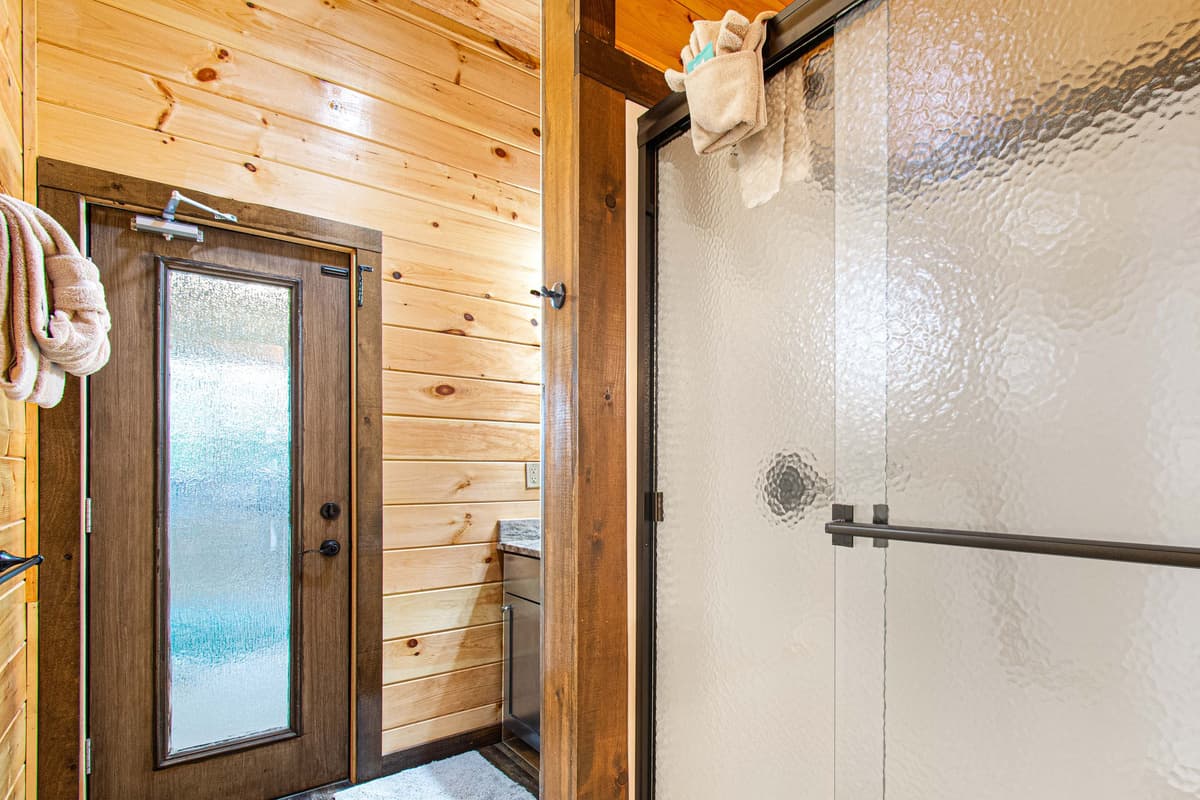 It’s a practical addition for guests enjoying the indoor heated pool, providing a convenient space to rinse off and get ready between swims or after a day of Smoky Mountain adventures.