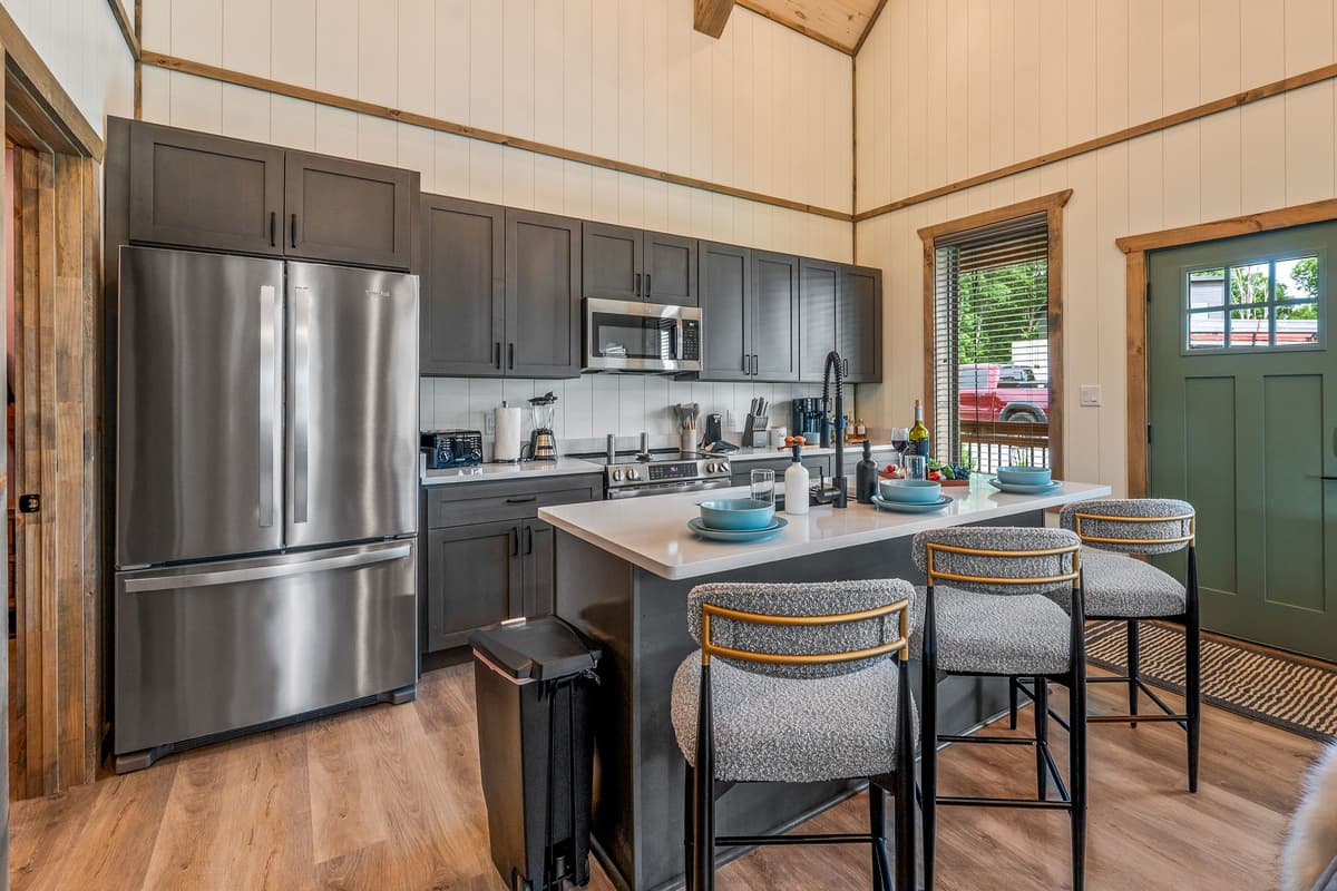 There’s something special about enjoying a home-cooked meal while on vacation.
