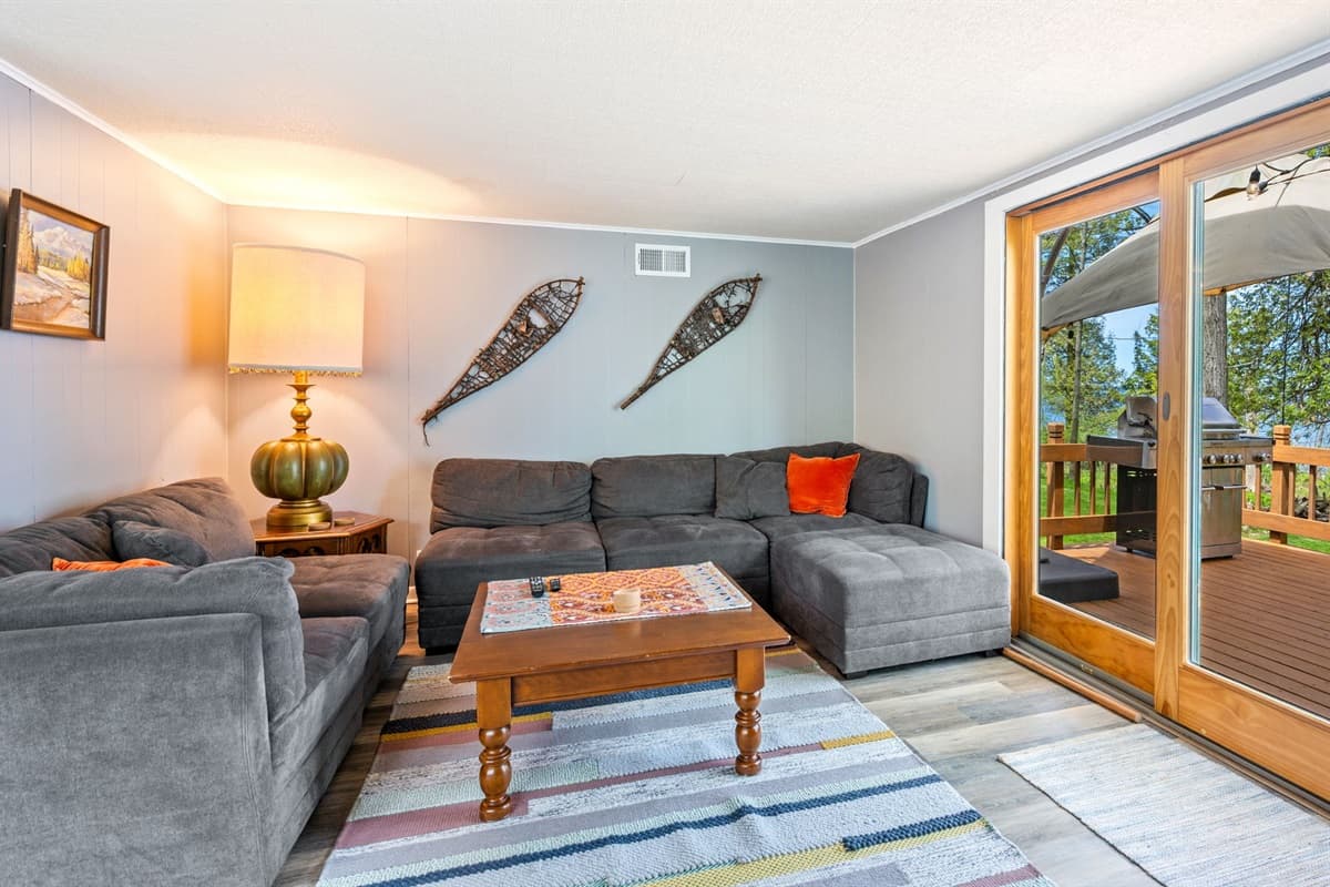 Yorita Manor - Sturgeon Bay, photo 3