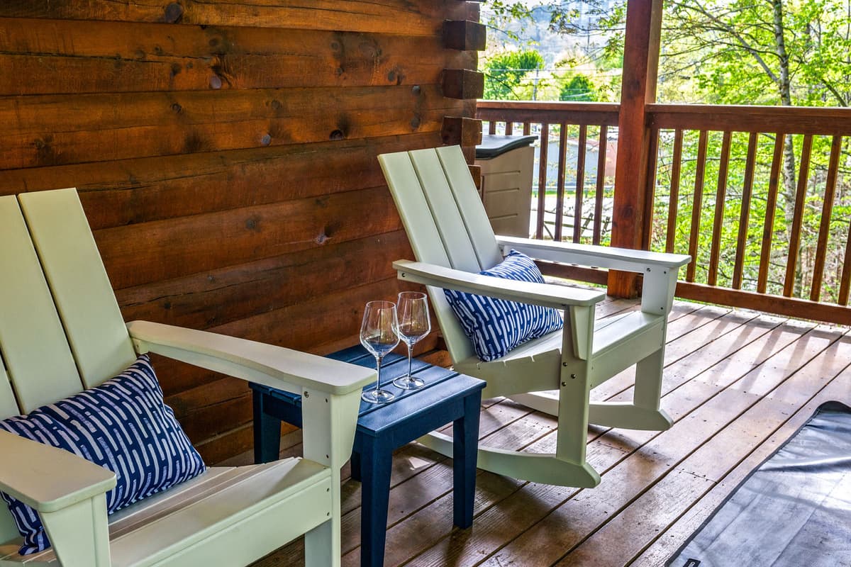There’s something special about having a cozy spot to simply sit back and enjoy the outdoors.