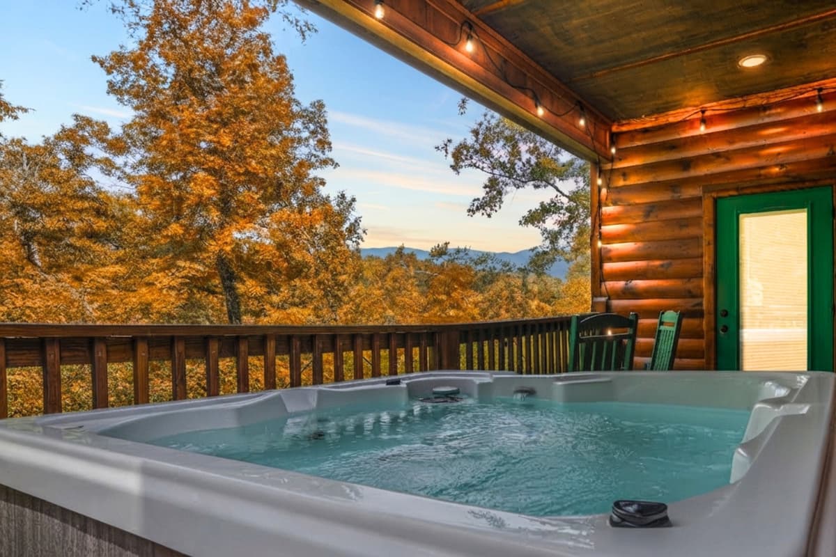 Soak in the beauty of fall from the comfort of the hot tub, surrounded by breathtaking Smoky Mountain views.