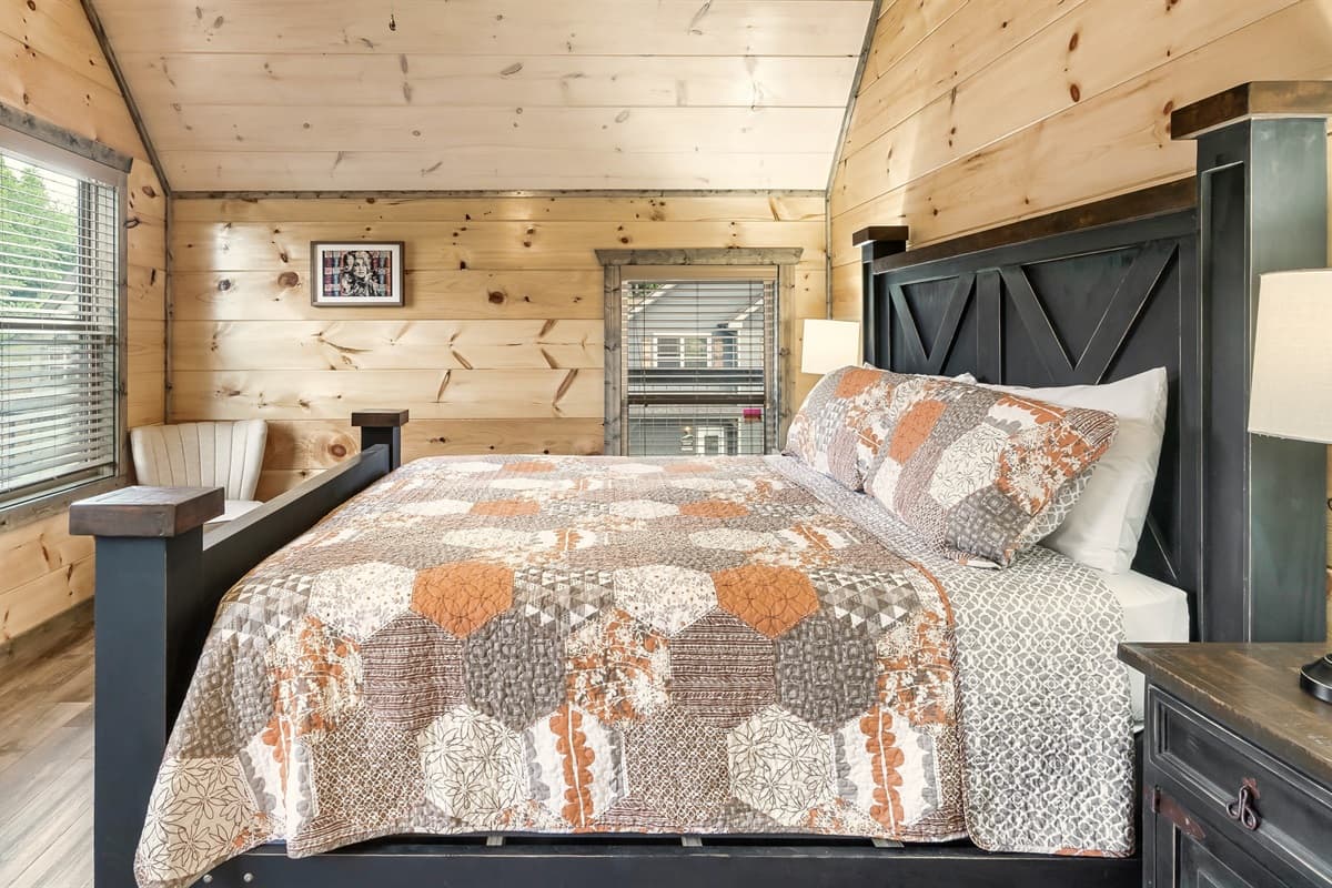 This King bedroom is a perfect space to dream and relax in our spacious cabin.