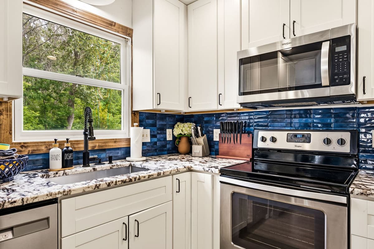 The kitchen includes the essentials you need to prepare everything from a quick breakfast to a family dinner.