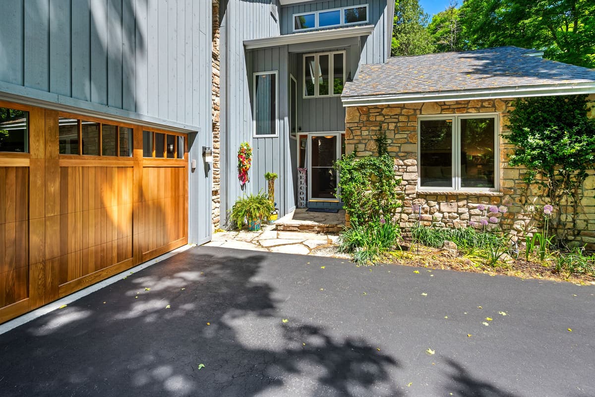 Welcome to your home away from home in Fish Creek.