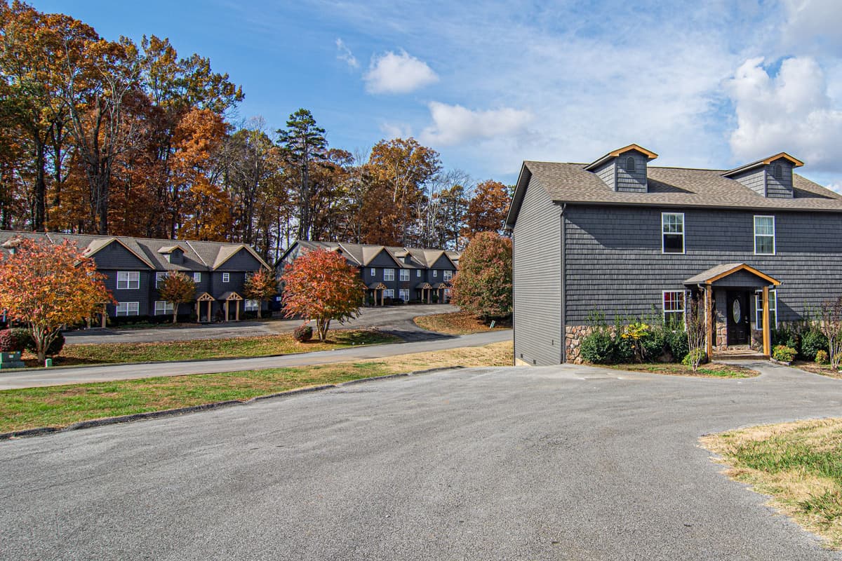 Enjoy theTucked away for a relaxing stay while keeping you close to the area’s attractions.
 ease and convenience from arrival to departure.