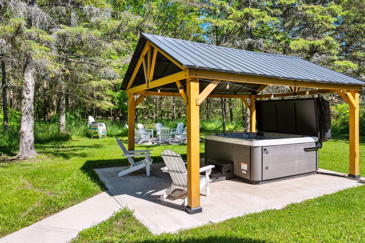 Whether you’re starting the morning with a soak or ending the evening under the stars, the hot tub is ready whenever you are.