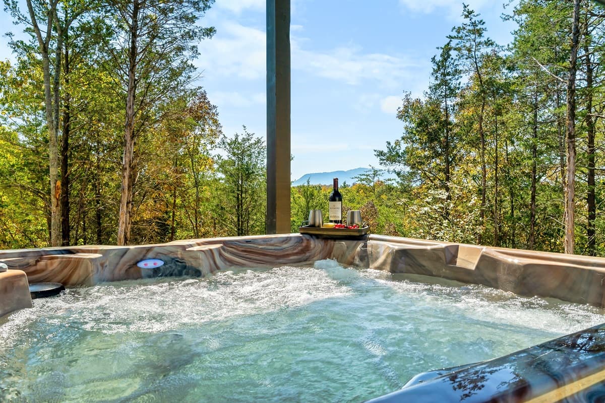 Eagle Feather Cabin - Sevierville