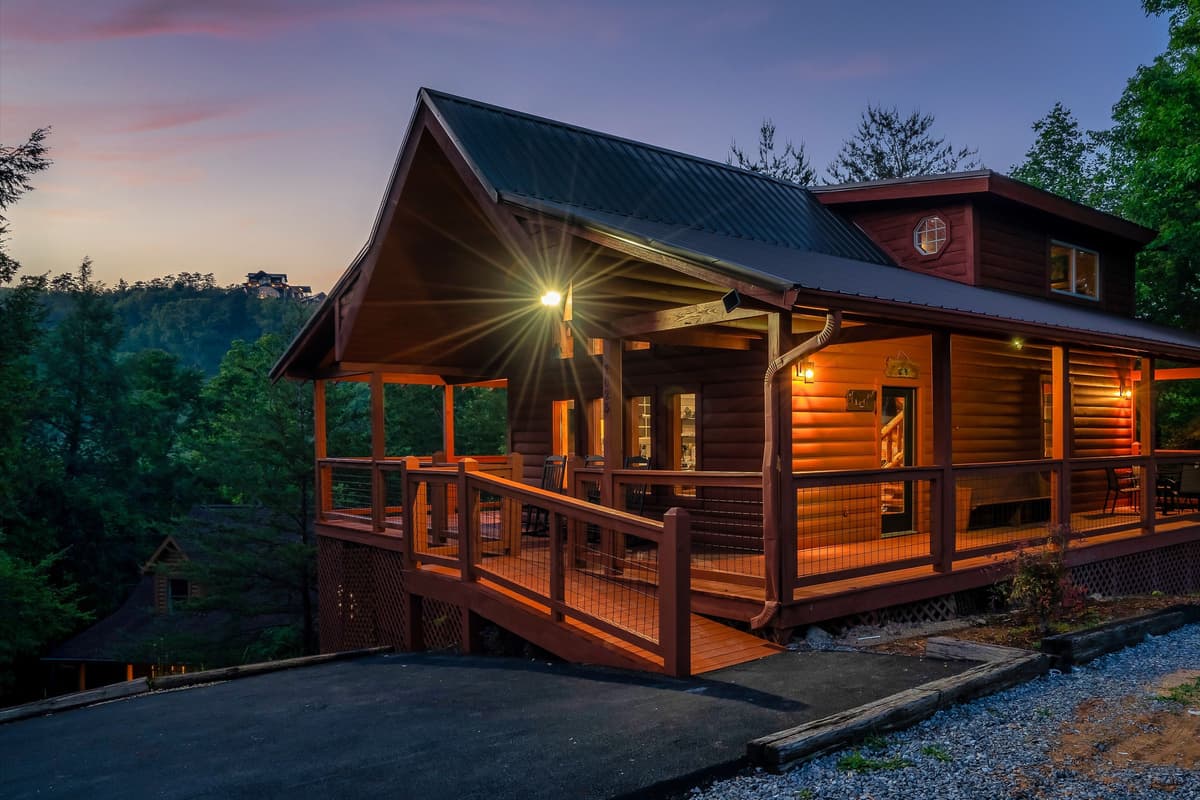 Your Sevierville escape is even better at twilight.