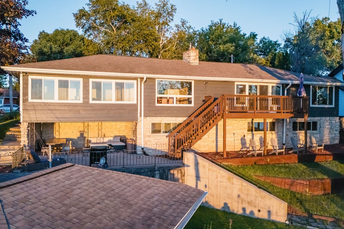 Explore Menasha and the surrounding Fox Cities for even more dining, shopping, outdoor adventures, and local attractions.