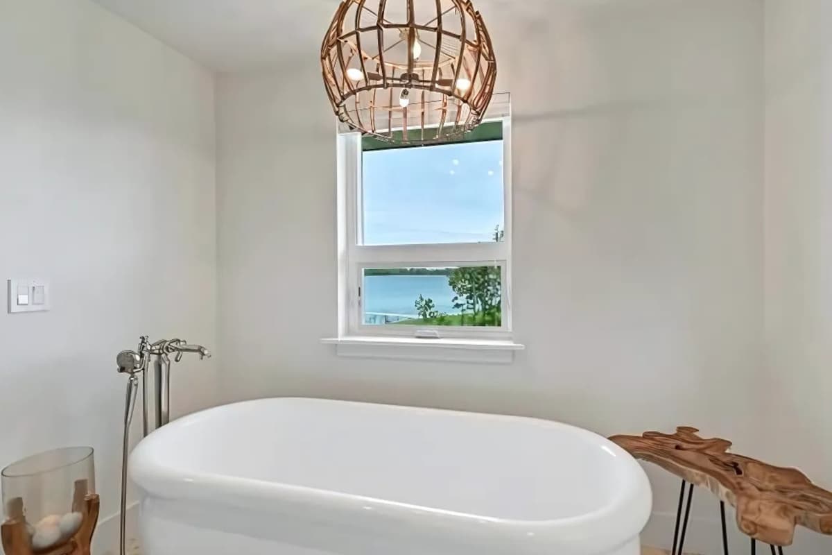 It features a freestanding soaking tub, perfect for relaxing after a day of exploring
