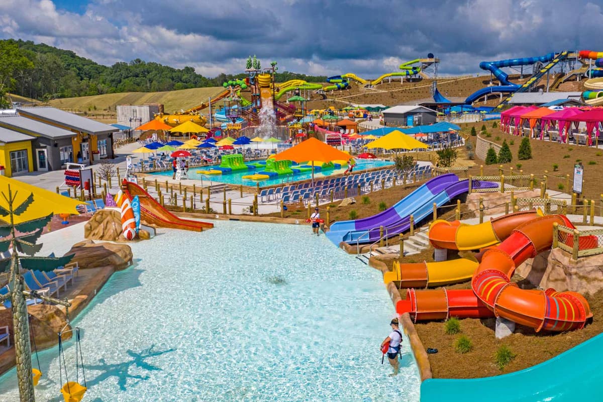 Make a splash at Soaky Mountain Waterpark in Sevierville!
