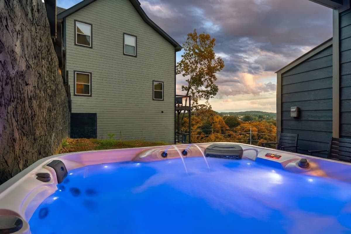 Rest easy knowing that our hot tub is emptied and thoroughly sanitized after each guest, ensuring that you will have fresh, clean water to soak in during your stay.