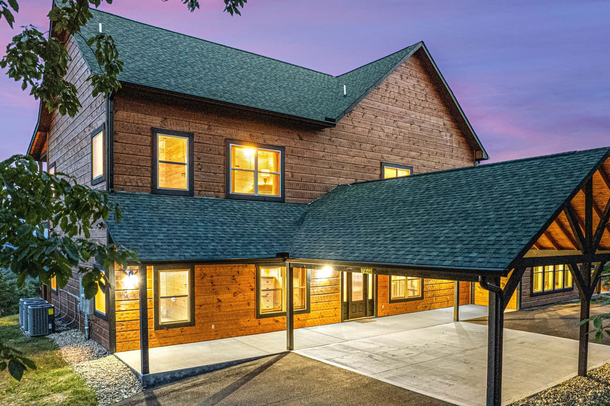 Enjoy the best of both worlds with a peaceful, secluded setting while staying conveniently close to Sevierville’s top attractions, dining, and entertainment.