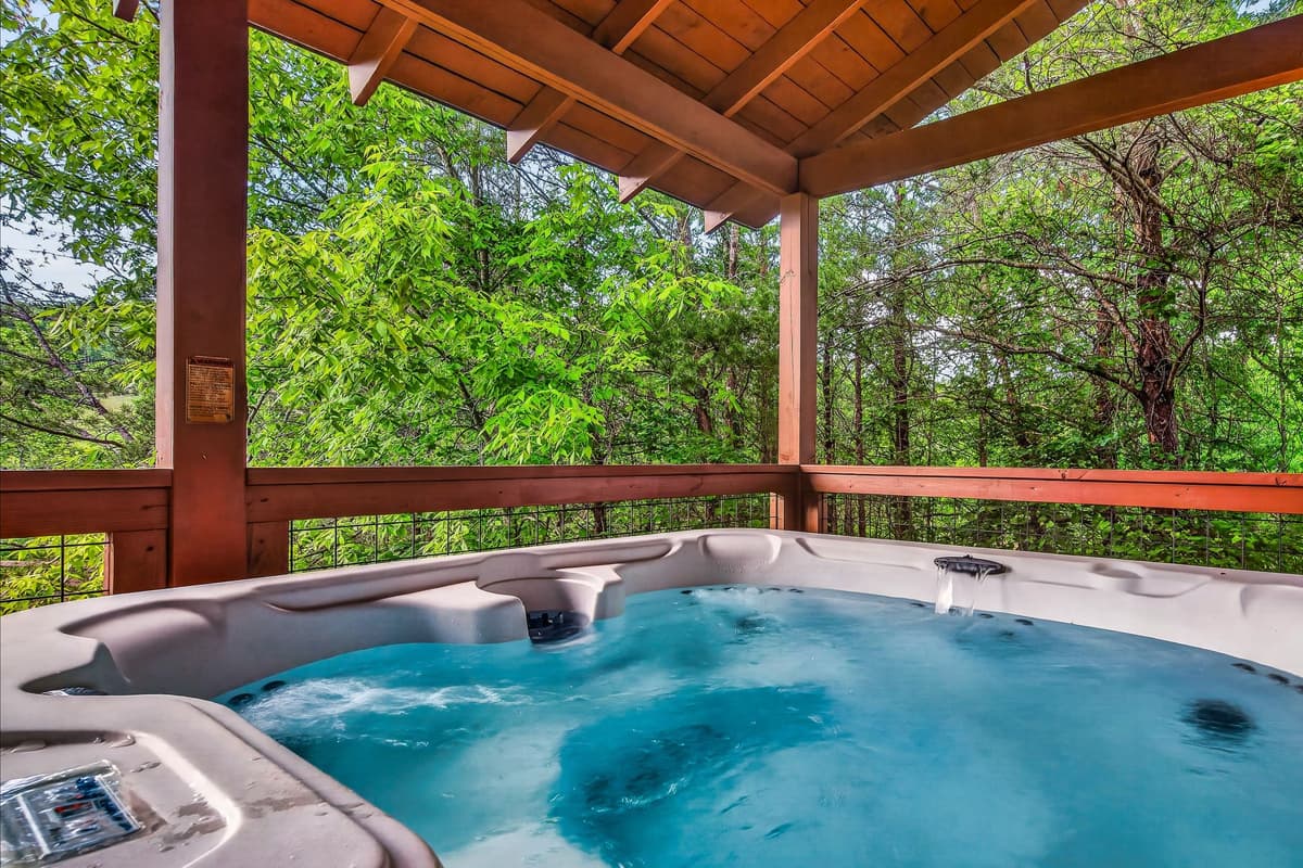 Warm bubbles, cool mountain air, and plenty of time to relax—it doesn’t get much better.