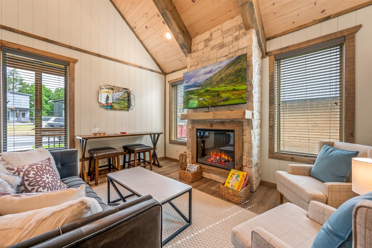 Falcon Nook - Pigeon Forge, photo 3