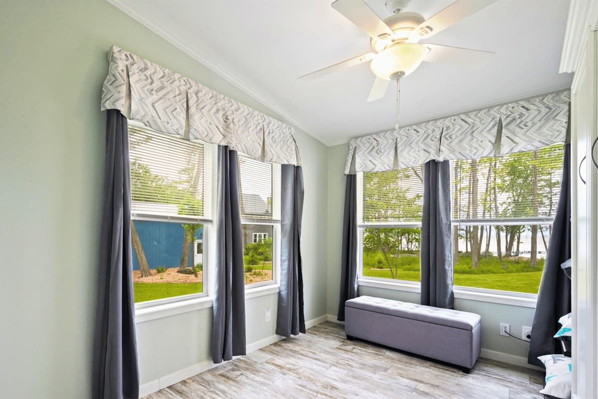 Welcome to our cozy living room! A perfect blend of warmth and style, it's the ideal spot for relaxing, entertaining, or enjoying quiet moments by the fire.