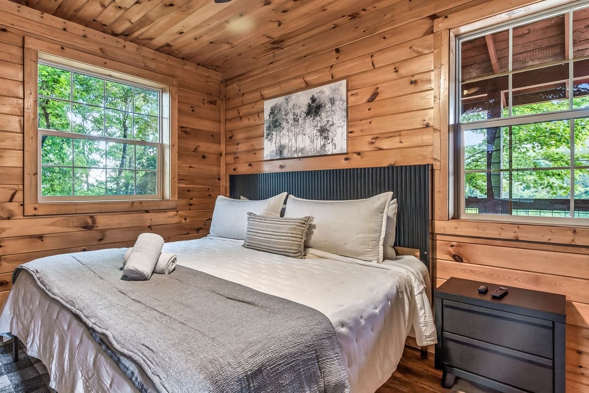 Settle into a peaceful king bedroom conveniently located on the main level.