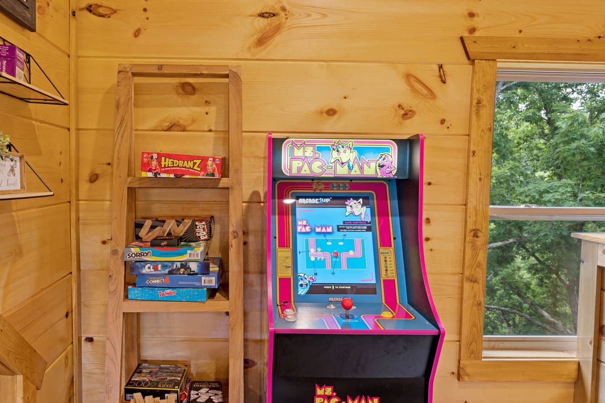 The Lazy Bee - Sevierville, photo 57 of 75