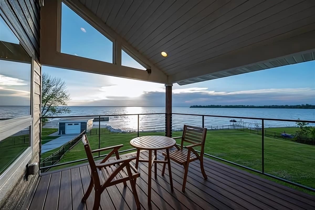 Van Laanen Lake House - Green Bay, photo 3