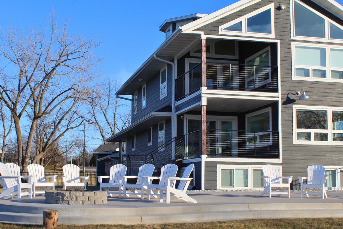 Green Bay offers a wonderful setting for a memorable getaway with family and friends.