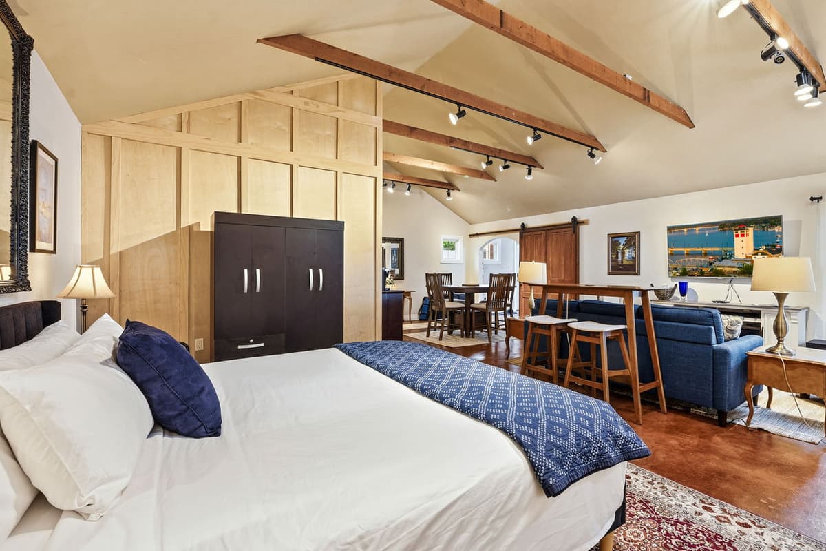 The spacious king bed gives you plenty of room to stretch out and unwind after a day of exploring.