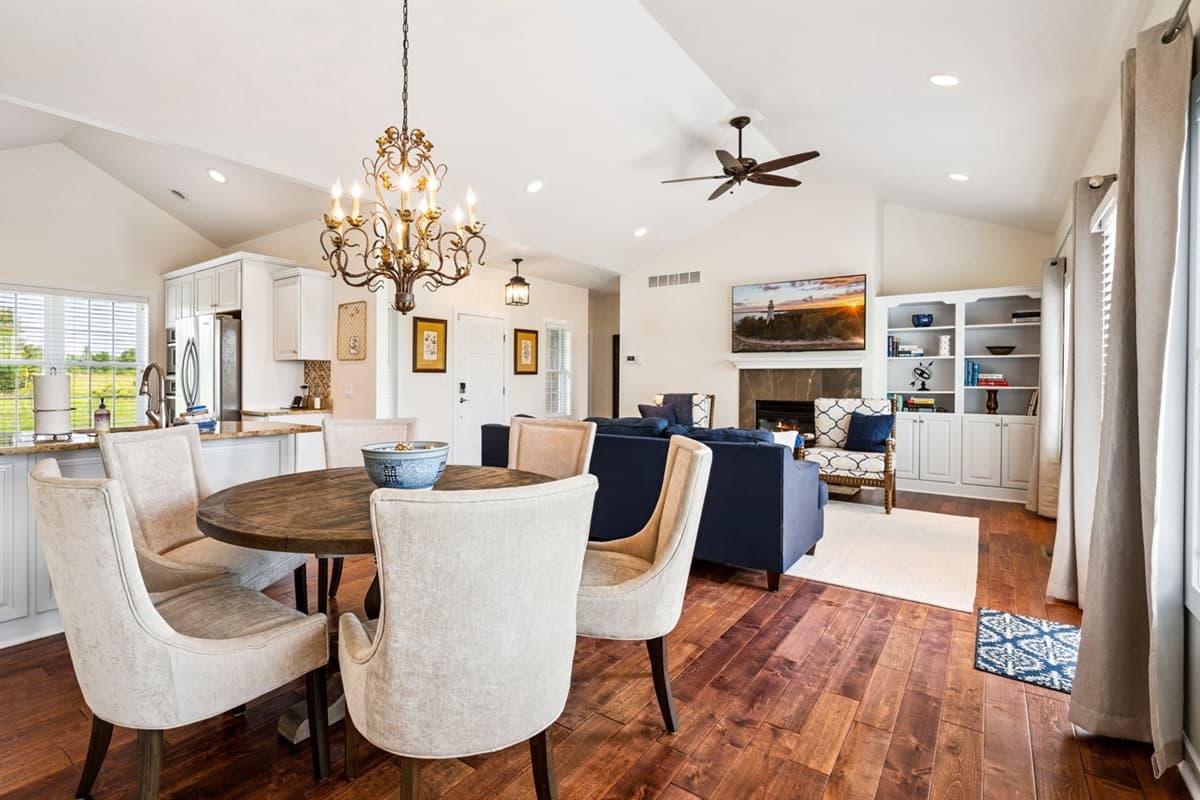 Blossom House - Baileys Harbor, photo 2