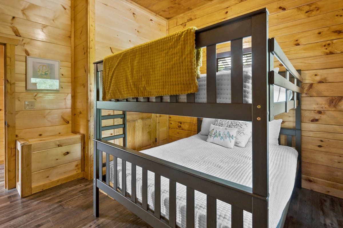 The Lazy Bee - Sevierville, photo 31 of 75