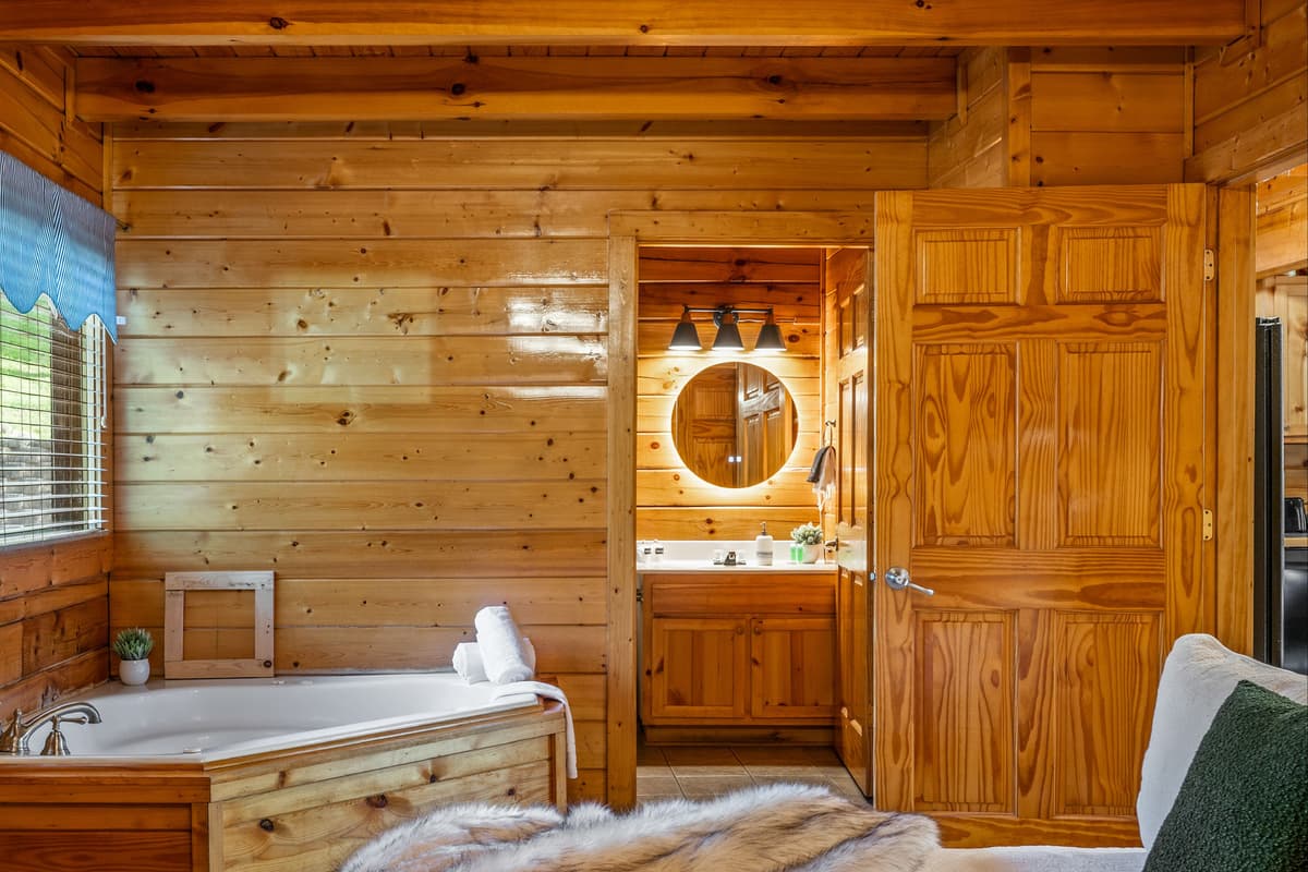 After your bath, curl up in the comfortable bed and let the cozy cabin atmosphere take over.