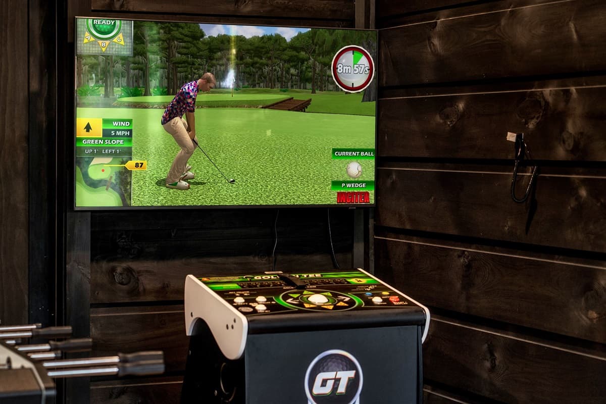 Perfect your swing or simply have fun with friends on this state-of-the-art golf simulator, featuring high-definition graphics and a responsive control panel. This exciting amenity provides year-round entertainment, regardless of the weather outside.