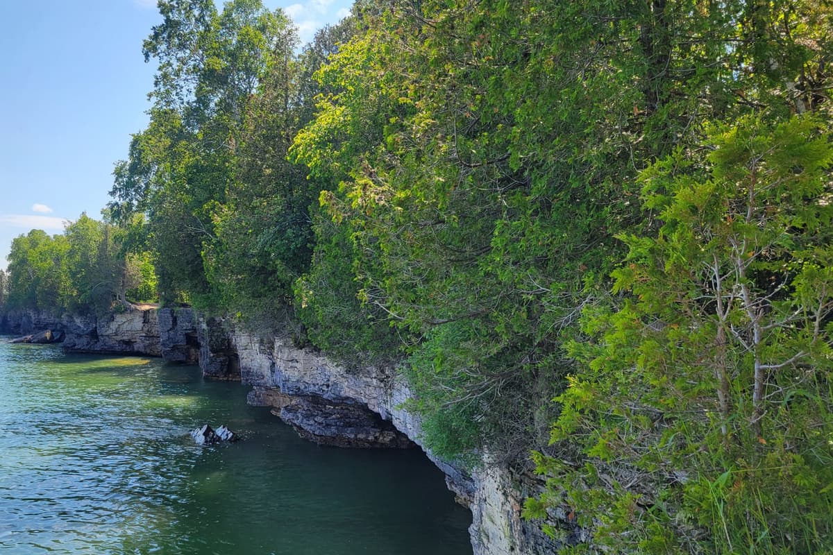 Explore the natural beauty of Cave Point County Park during your Door County getaway.