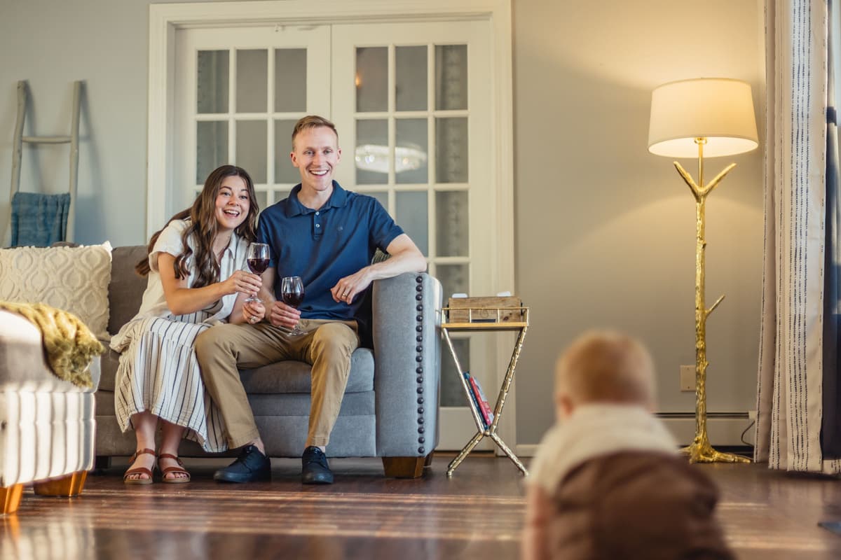 Whether you're starting your morning or winding down after a day of exploring, this living space is the perfect place to relax and enjoy the view.