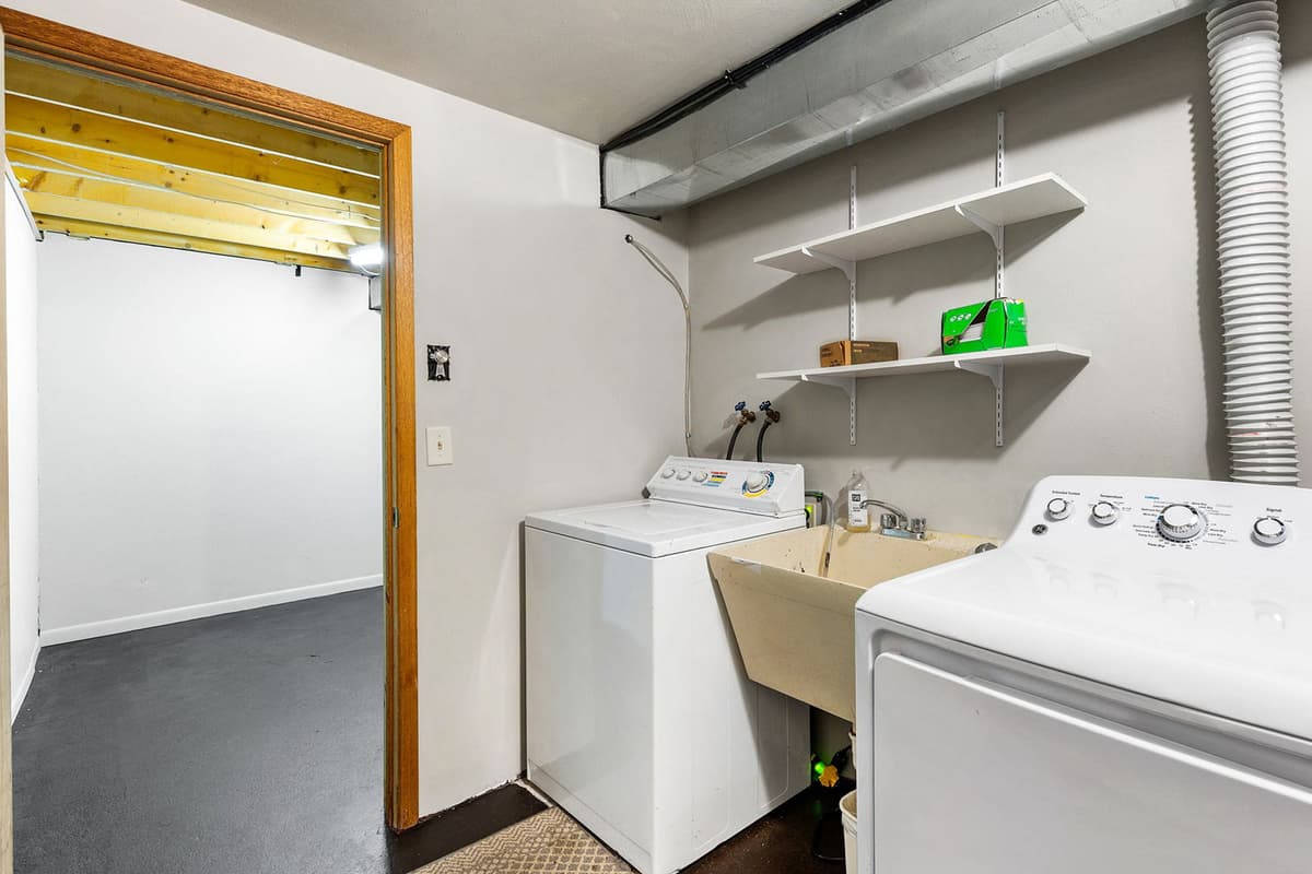 A washer and dryer are available in the home, making it easy to keep up with laundry during longer stays or after a day of outdoor adventures.