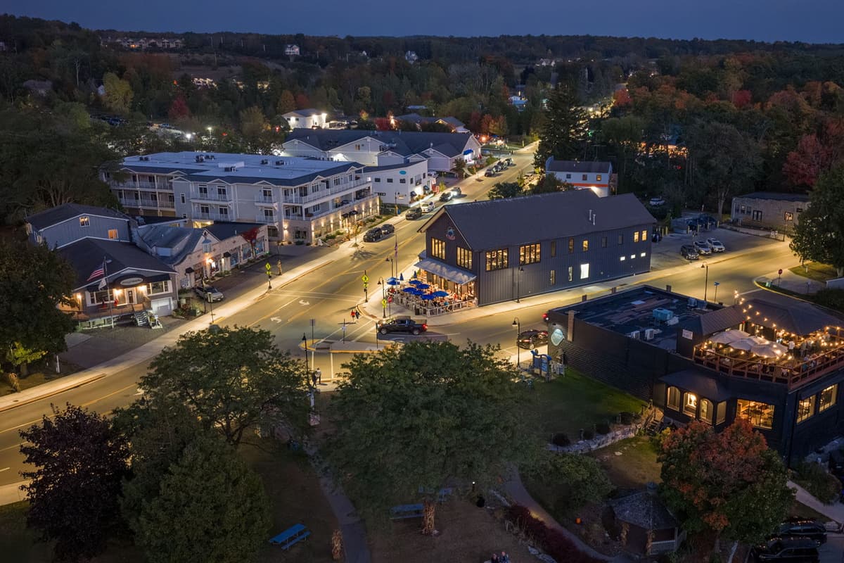 Stroll to local shops, restaurants, galleries, and charming spots throughout the downtown area.