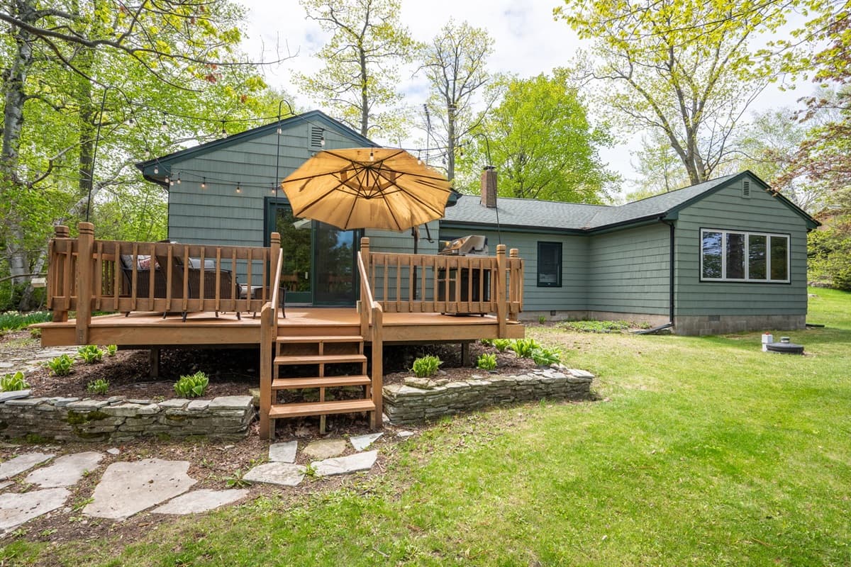 Yorita Manor - Sturgeon Bay