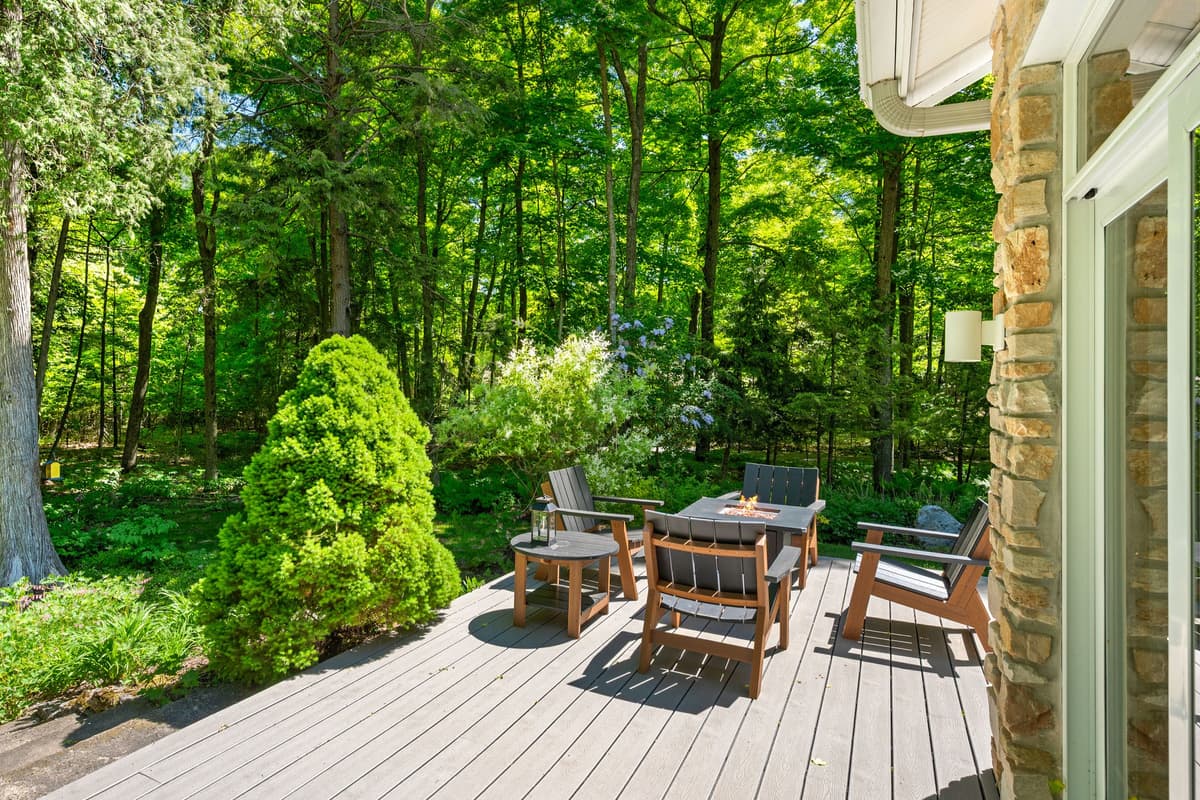 Gather around the fire table after a day of exploring and unwind together.