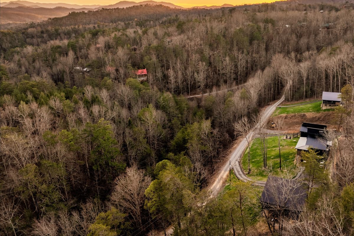 It’s the perfect balance of privacy, convenience, and mountain charm.