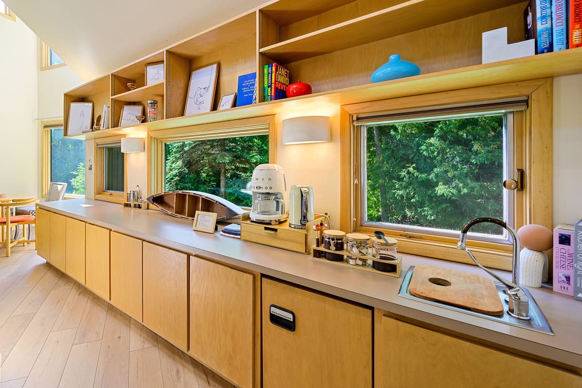Pour yourself a fresh cup and settle in with breakfast before exploring Sister Bay.